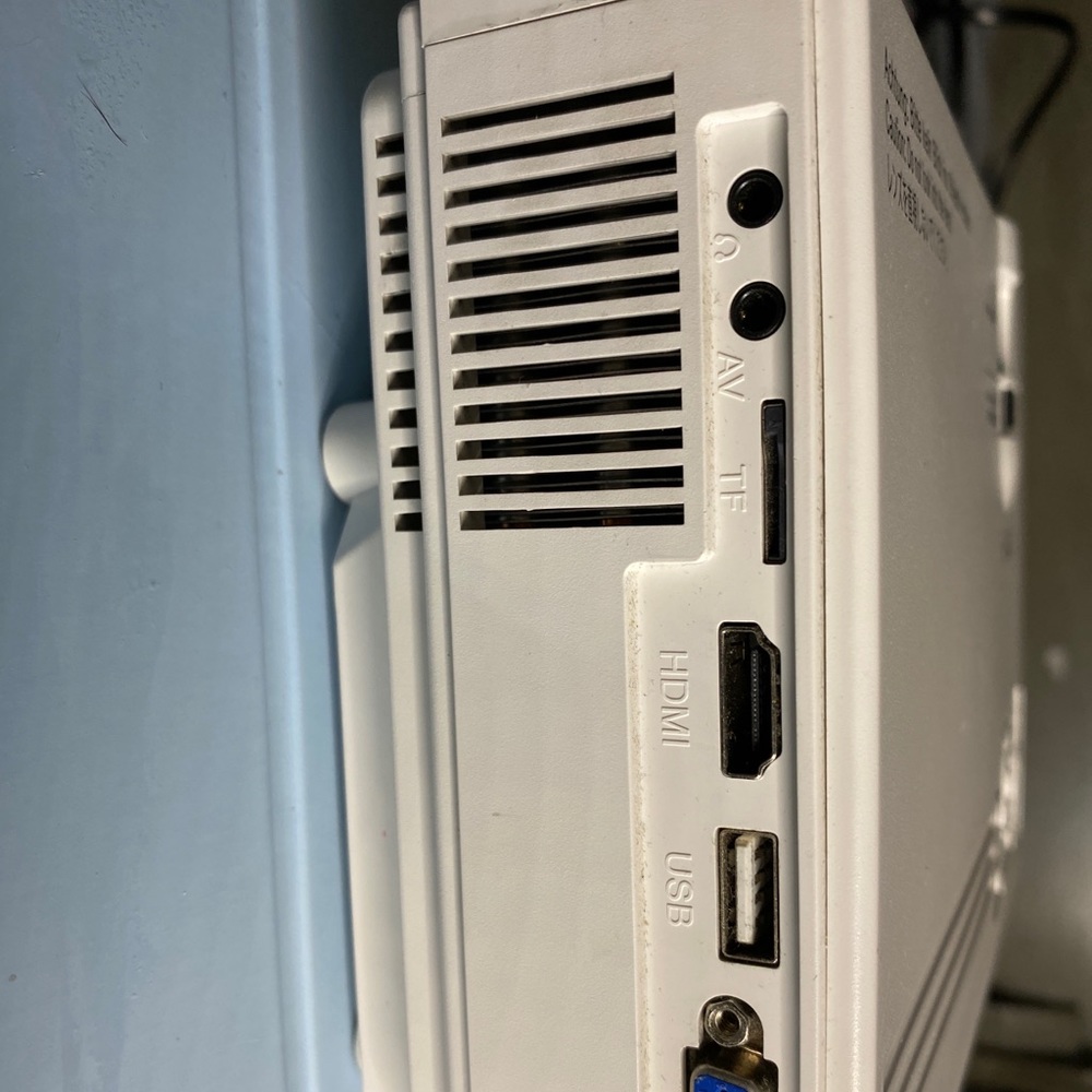 Projector - Picture 2 of 4